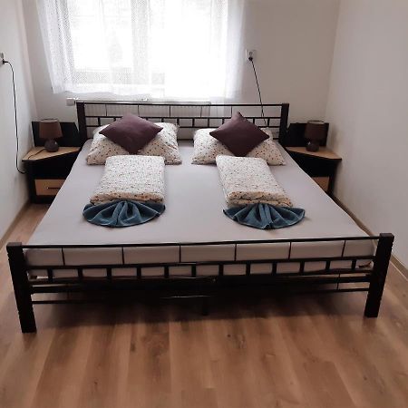 Apartmán u Benkov Lúčky Exterior foto