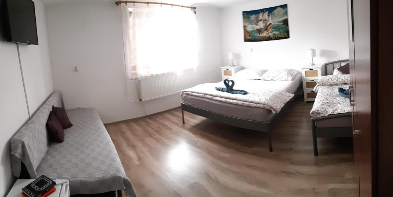 Apartmán u Benkov Lúčky Exterior foto